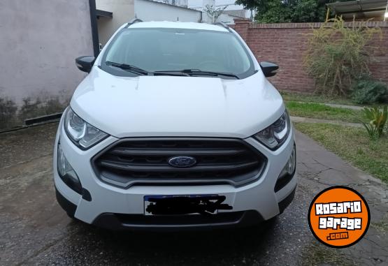 Autos - Ford Ecosport freestyle 2017 GNC 110000Km - En Venta