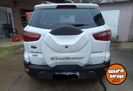 Autos - Ford Ecosport freestyle 2017 GNC 110000Km - En Venta