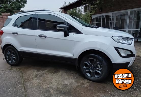 Autos - Ford Ecosport freestyle 2017 GNC 110000Km - En Venta