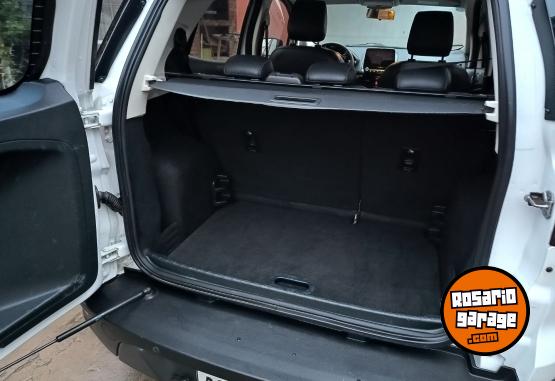 Autos - Ford Ecosport freestyle 2017 GNC 110000Km - En Venta