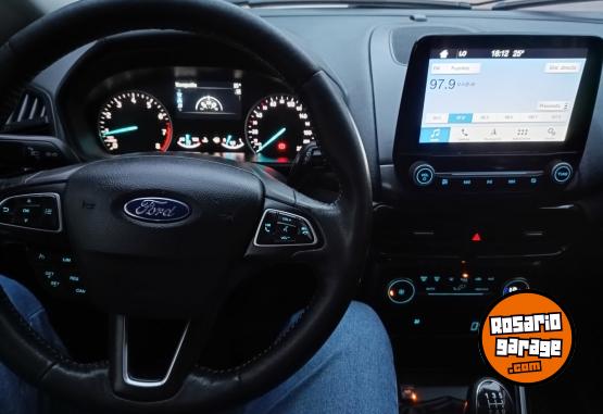 Autos - Ford Ecosport freestyle 2017 GNC 110000Km - En Venta