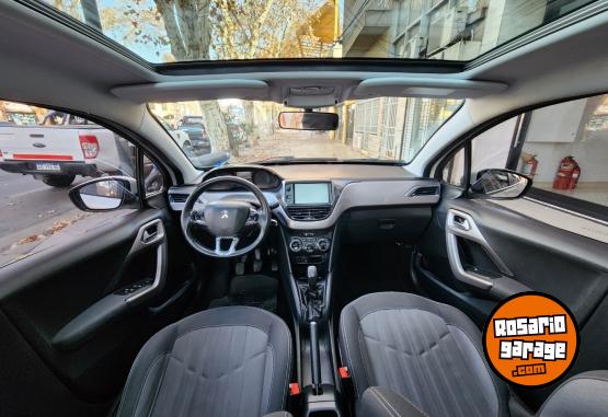 Autos - Peugeot 208 ALLURE 2017 Nafta 117000Km - En Venta