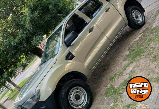 Camionetas - Ford Ranger 2019 Diesel 190000Km - En Venta