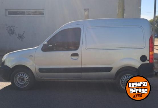 Utilitarios - Renault Furgon 2017 GNC 250000Km - En Venta