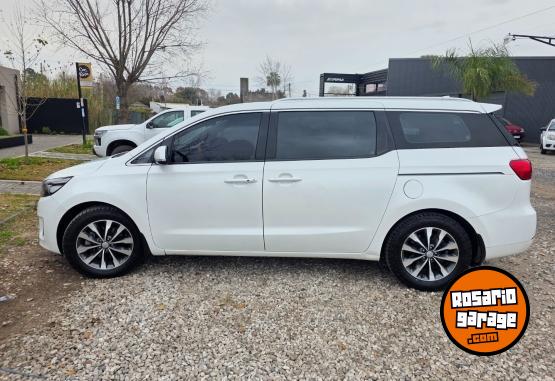 Autos - Kia Carnival 2.2 CDRI 2017 Diesel 153000Km - En Venta
