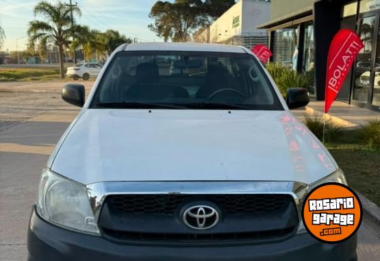 Camionetas - Toyota Hilux 2.5 Sc 4X2 Td Dx L0 2011 Diesel 287000Km - En Venta