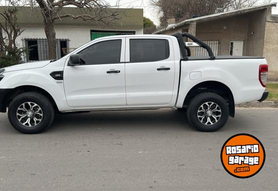 Camionetas - Ford Ranger XL 2.2 2021 Diesel 65000Km - En Venta