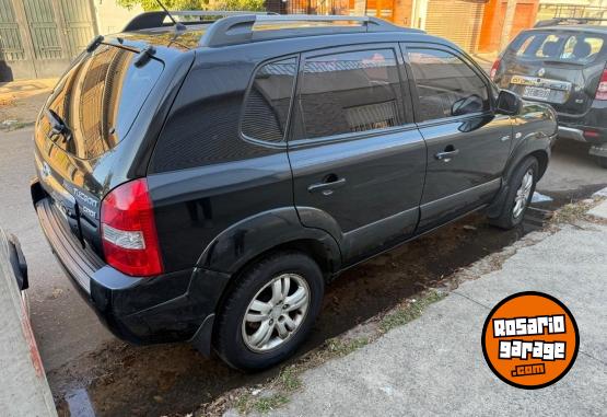 Camionetas - Hyundai tucson crdi 2008 Diesel 248000Km - En Venta