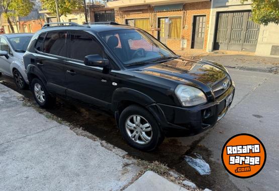Camionetas - Hyundai tucson crdi 2008 Diesel 248000Km - En Venta