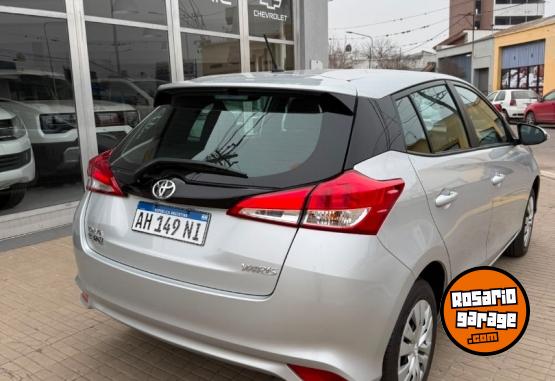 Autos - Toyota Yaris 2025 Nafta 1000Km - En Venta