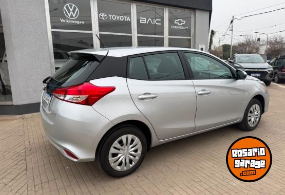 Autos - Toyota Yaris 2025 Nafta 1000Km - En Venta