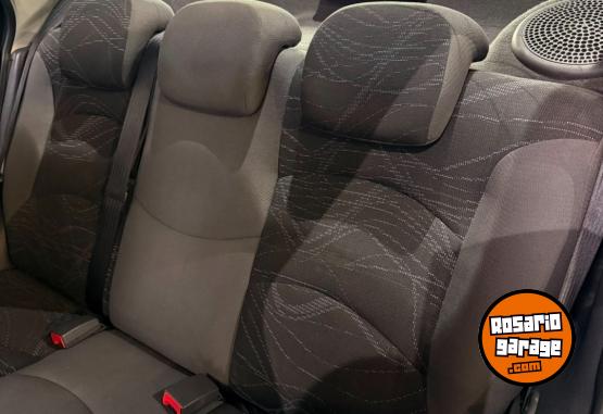 Autos - Fiat Siena 2014 GNC 110000Km - En Venta