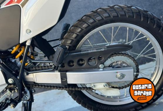 Motos - Honda Tornado 250 2024 Nafta 300Km - En Venta