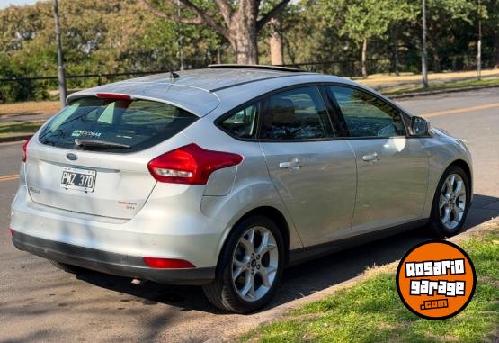 Autos - Ford Focus 2016 Nafta 122000Km - En Venta