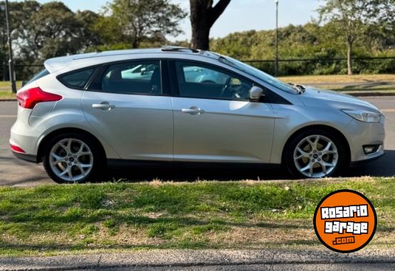 Autos - Ford Focus 2016 Nafta 122000Km - En Venta