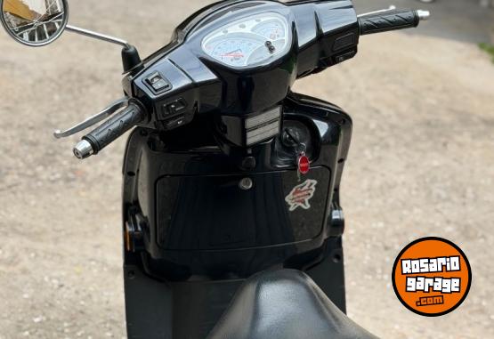 Motos - Kymco Like 2023 Nafta 13500Km - En Venta