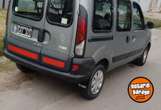 Utilitarios - Renault Kangoo 2007 Diesel 220000Km - En Venta