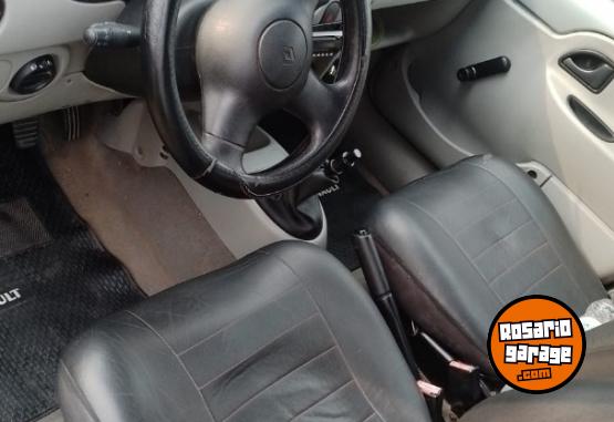 Utilitarios - Renault Kangoo 2007 Diesel 220000Km - En Venta
