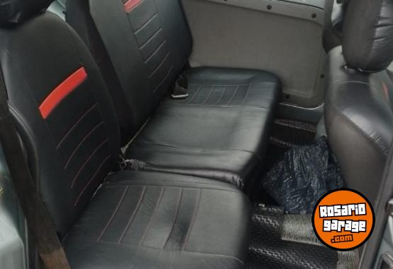 Utilitarios - Renault Kangoo 2007 Diesel 220000Km - En Venta
