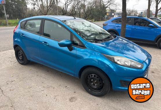 Autos - Ford Fiesta kinetic S 2015 Nafta 165000Km - En Venta