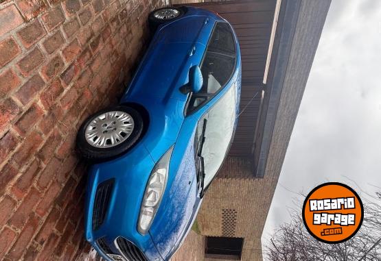Autos - Ford Fiesta kinetic S 2015 Nafta 170000Km - En Venta