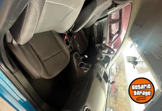 Autos - Ford Fiesta 2017 Nafta 97000Km - En Venta