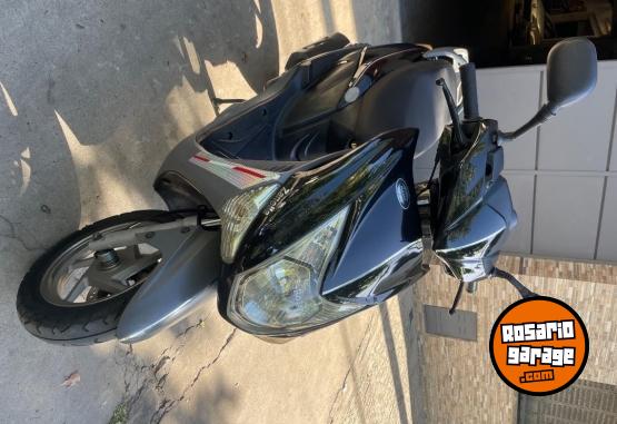 Motos - Zanella Styler 150 2017 Nafta 13400Km - En Venta
