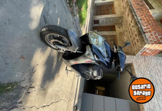 Motos - Zanella Styler 150 2017 Nafta 13400Km - En Venta