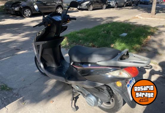 Motos - Zanella Styler 150 2017 Nafta 13400Km - En Venta