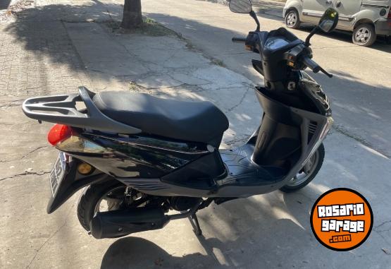 Motos - Zanella Styler 150 2017 Nafta 13400Km - En Venta