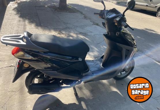 Motos - Zanella Styler 150 2017 Nafta 13400Km - En Venta