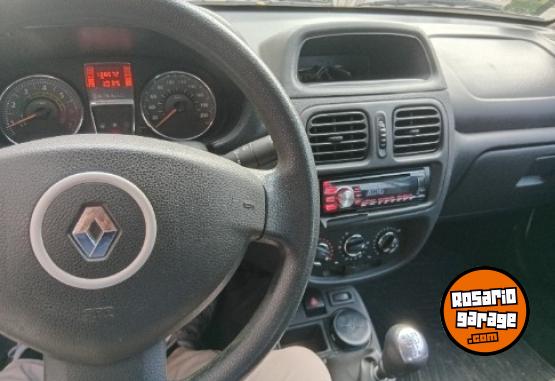 Autos - Renault Clio 1.2 confort plus 5 p 2014 Nafta 130000Km - En Venta
