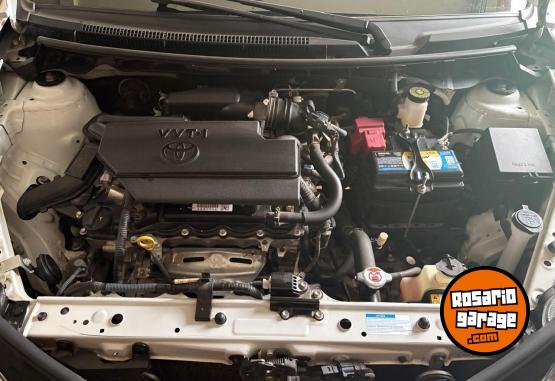 Autos - Toyota ETIOS 2023 Nafta 100000Km - En Venta