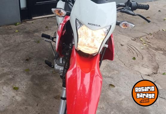 Motos - Honda Xr150 2024 Nafta 2774Km - En Venta