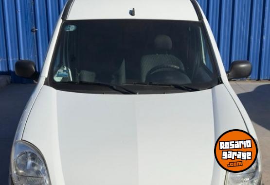 Utilitarios - Renault KANGOO 2016 GNC 147000Km - En Venta