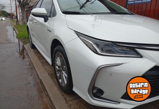 Autos - Toyota XEI 2022 Electrico / Hibrido 38000Km - En Venta