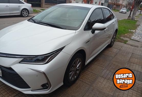 Autos - Toyota XEI 2022 Electrico / Hibrido 38000Km - En Venta