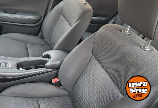Autos - Honda HRV 2016 Nafta 67000Km - En Venta