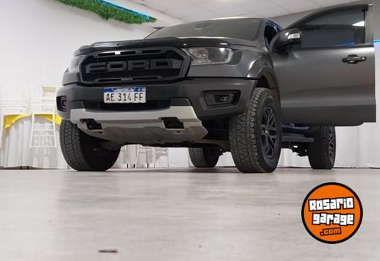 Camionetas - Ford Ranger raptor 2020 Diesel 120000Km - En Venta