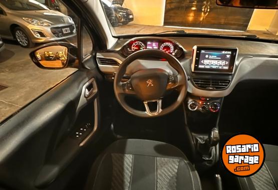 Autos - Peugeot 208 allure 1.6n 2019 Nafta 70000Km - En Venta