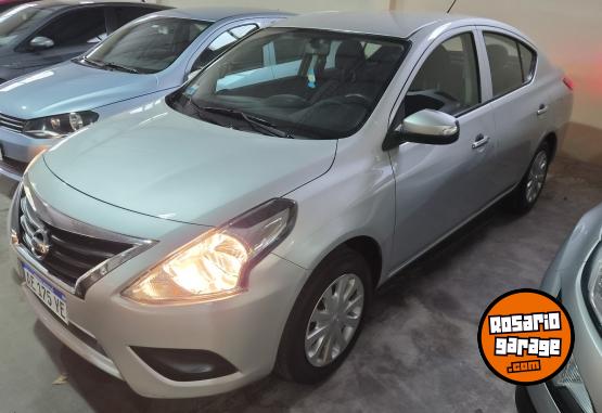 Autos - Nissan Versa sense 2020 Nafta 60000Km - En Venta