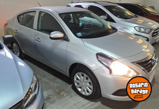 Autos - Nissan Versa sense 2020 Nafta 60000Km - En Venta