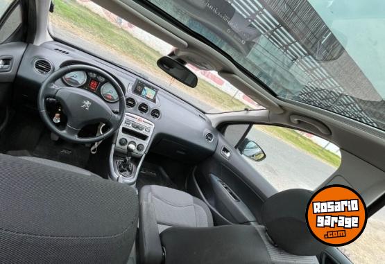Autos - Peugeot 308 2015 Nafta 180000Km - En Venta