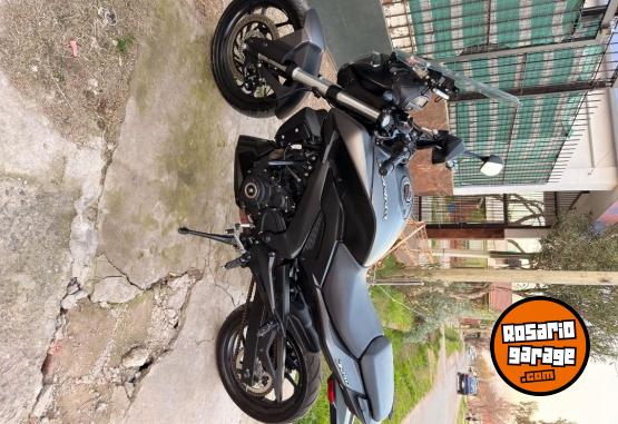 Motos - Bajaj DOMINAR 250 2021 Nafta 23000Km - En Venta