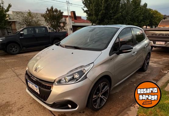Autos - Peugeot 208 GT 2018 Nafta 67000Km - En Venta