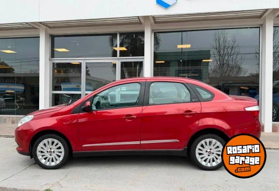 Autos - Fiat GRAND SIENA ESSENCE M/T 2013 Nafta 110000Km - En Venta