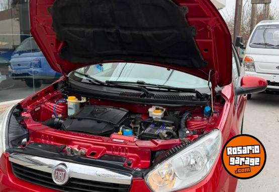 Autos - Fiat GRAND SIENA ESSENCE M/T 2013 Nafta 110000Km - En Venta