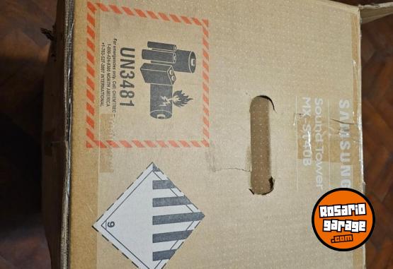 Hogar - Columna Samsung  en caja, Oportunidad "LIQUIDO" - En Venta