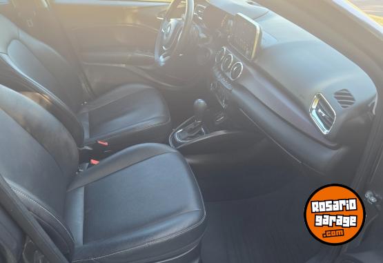 Autos - Fiat CRONOS PRECISION 1.8 AT 2022 Nafta 55000Km - En Venta
