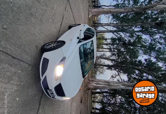 Autos - Seat Ibiza 2012 Nafta 200000Km - En Venta